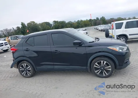 2019 Nissan Kicks Sv z USA, uszkodzony, nr VIN 3N1CP5CU9KL546079